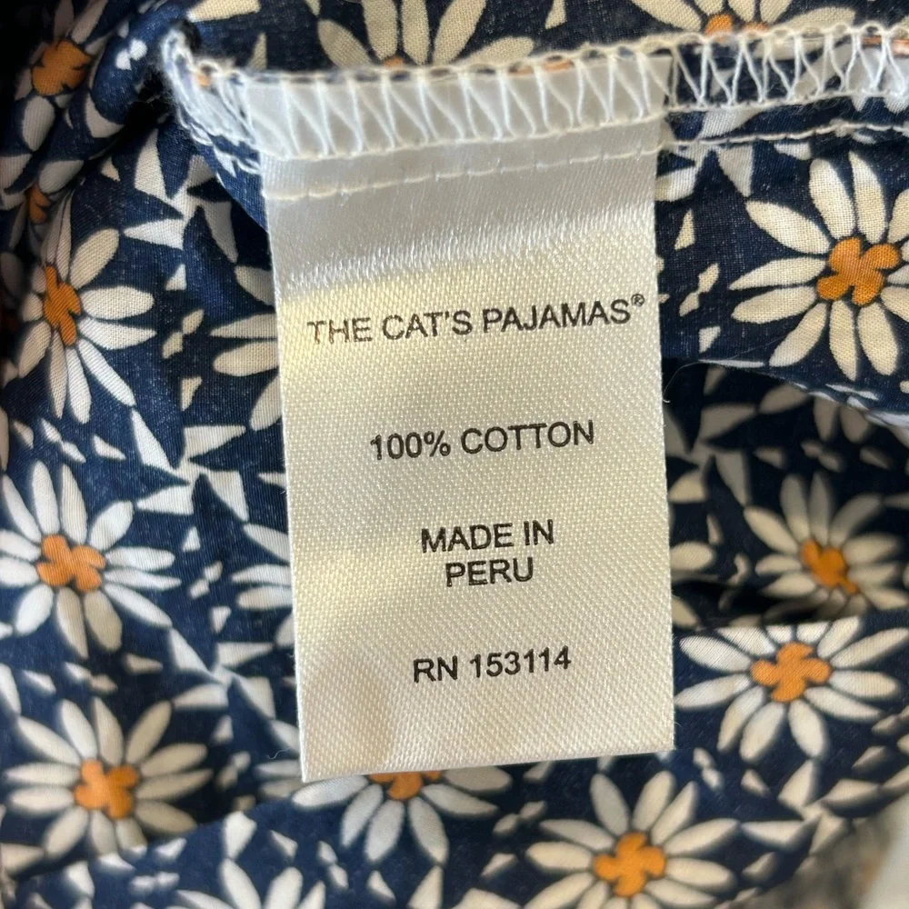 The Cat’s Pajamas Daisy Pattern Pajama Set with White Trim Size M - Picture 12 of 13